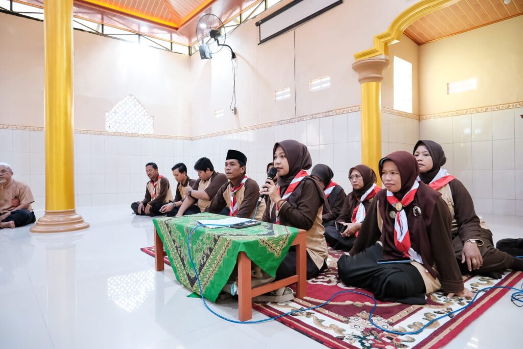 SMP N 1 Kalikotes Gelar Evaluasi dan Buka Bersama Pembina serta DP Prassakal