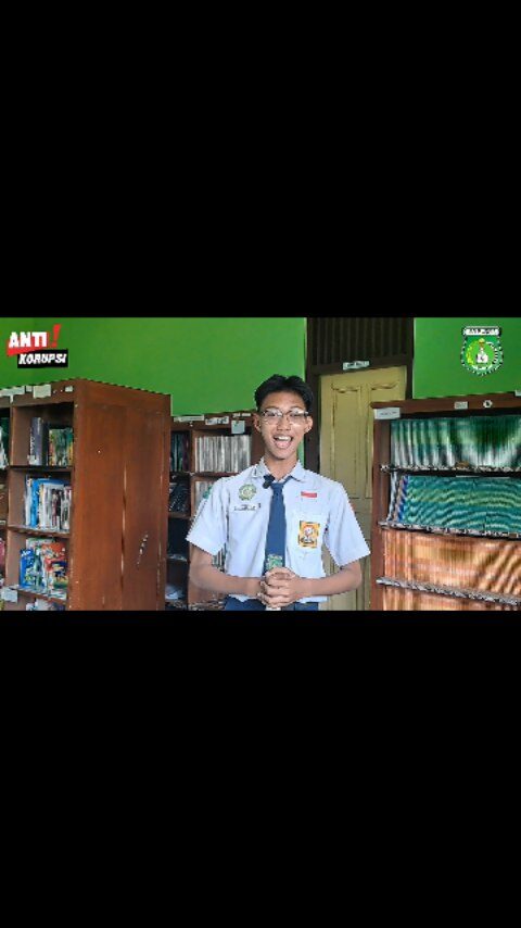 Instagram post from smpn1kalikotes. This post is in position 1.
