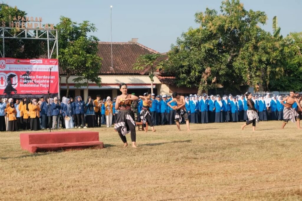 Instagram post from smpn1kalikotes. This post is in position 10.